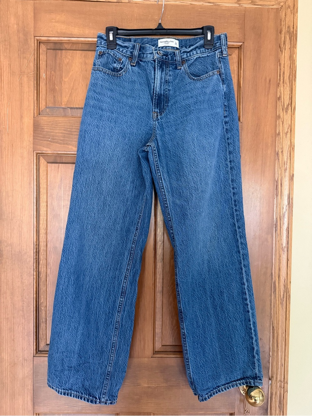 Abercrombie & Fitch High-Rise Loose Fit Denim Jeans - Indigo Blue